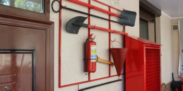 Пожарное оборудование для защиты складского помещения от огня