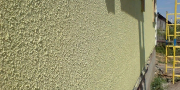 Особенности работы с фактурной фасадной краски