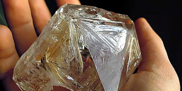 Один из самых крупных алмазов найдено в Африке