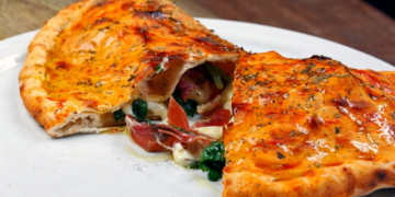 Как приготовить закрытую пиццу и его достоинства