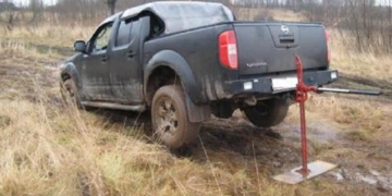 Применение и основное назначение реечных домкратов