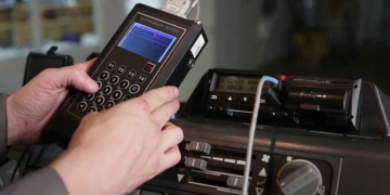 Установка тахографа: правила и основные этапы