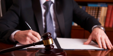 Знакомимся с юридической фирмой public investments solutions