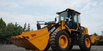 Где и как применяют фронтальные погрузчики и их плюсы