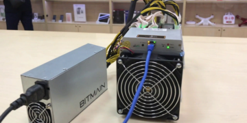 Особенности платформы для майнинга AntMiner и суть