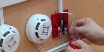 Установка пожарной сигнализации в квартире: правила