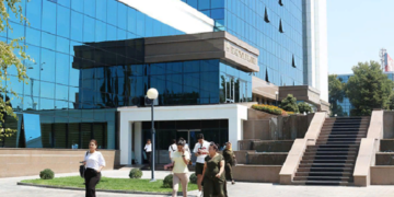 Какие услуги по обмену валют от банка Ипак Йули