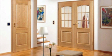 Деревянные межкомнатные двери: достоинства и выбор