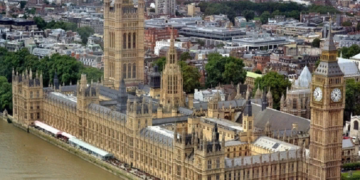 Лондон в мае: город цветов и ярких контрастов