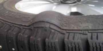 Правила и этапы ремонта грыж и шишек на шинах