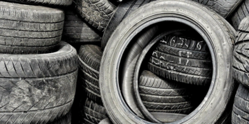 Шины б/у для автомобиля: плюсы и как выбрать