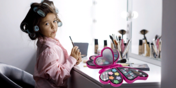 Безопасная детская косметика: требования и выбор