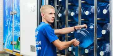 Доставка води: переваги, правила та умови