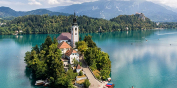 Этапы и правила получения гражданства в Словении