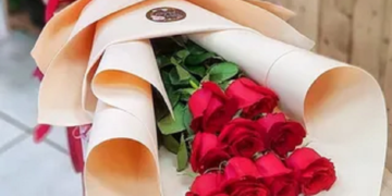 Как интересно оформить букет из роз и рекомендации