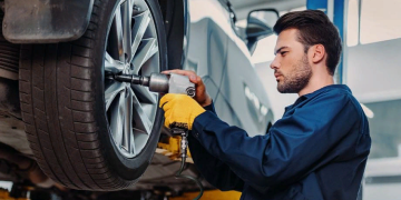Як замінити колесо на авто: правила та поради