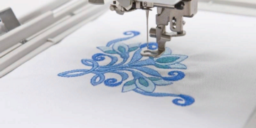 Машинная и компьютерная вышивка: сочетание искусства и технологии