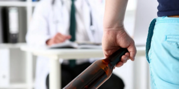 Вывод из запоя: что нужно знать, способы и рекомендации