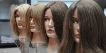 Натуральні, якісні перуки від Alexandra Andreeva: різновиди та вибір