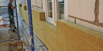 Утепление фасада дома: что нужно знать, правила и советы