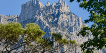 Полное руководство про туры на джипах на Ай-Петри: что посмотреть и советы по организации поездки