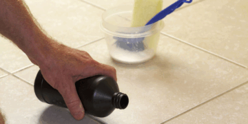 Эффективные способы и правила удаления жира с кафельных стен в домашних условиях