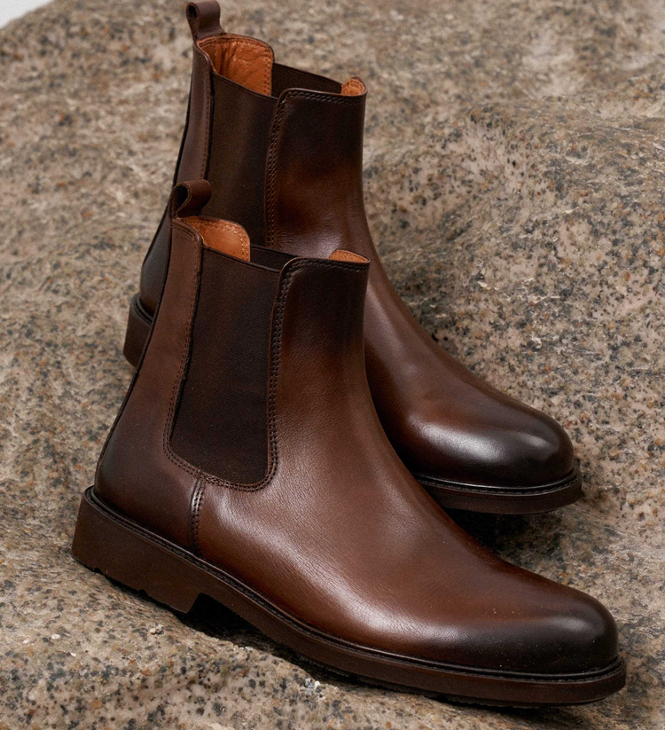 Ботинки без шнурков в мужском гардеробе