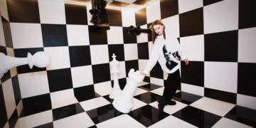 Лабиринт Алиса в Зазеркалье: достоинства и особенности выбора