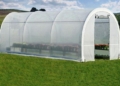 Спанбонд для теплицы в рулонах: размеры и удобство использования