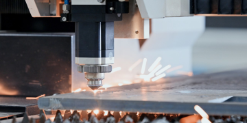 Лазерна різка металлу: переваги та правила