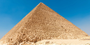 Тур в Египет для отдыхающих: курорты Красного моря, пирамиды и Луксор