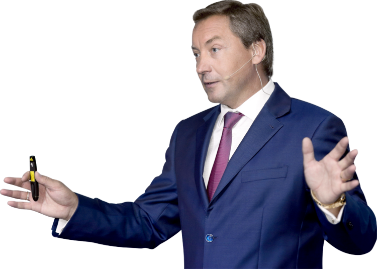 Роман Василенко: книги, YouTube, коучинг и благотворительность как отражение философии развития